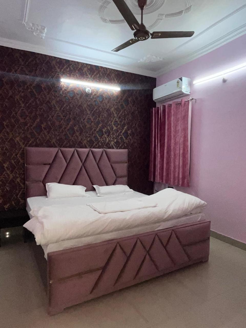Kashi Anadam Bnb 瓦拉纳西 外观 照片