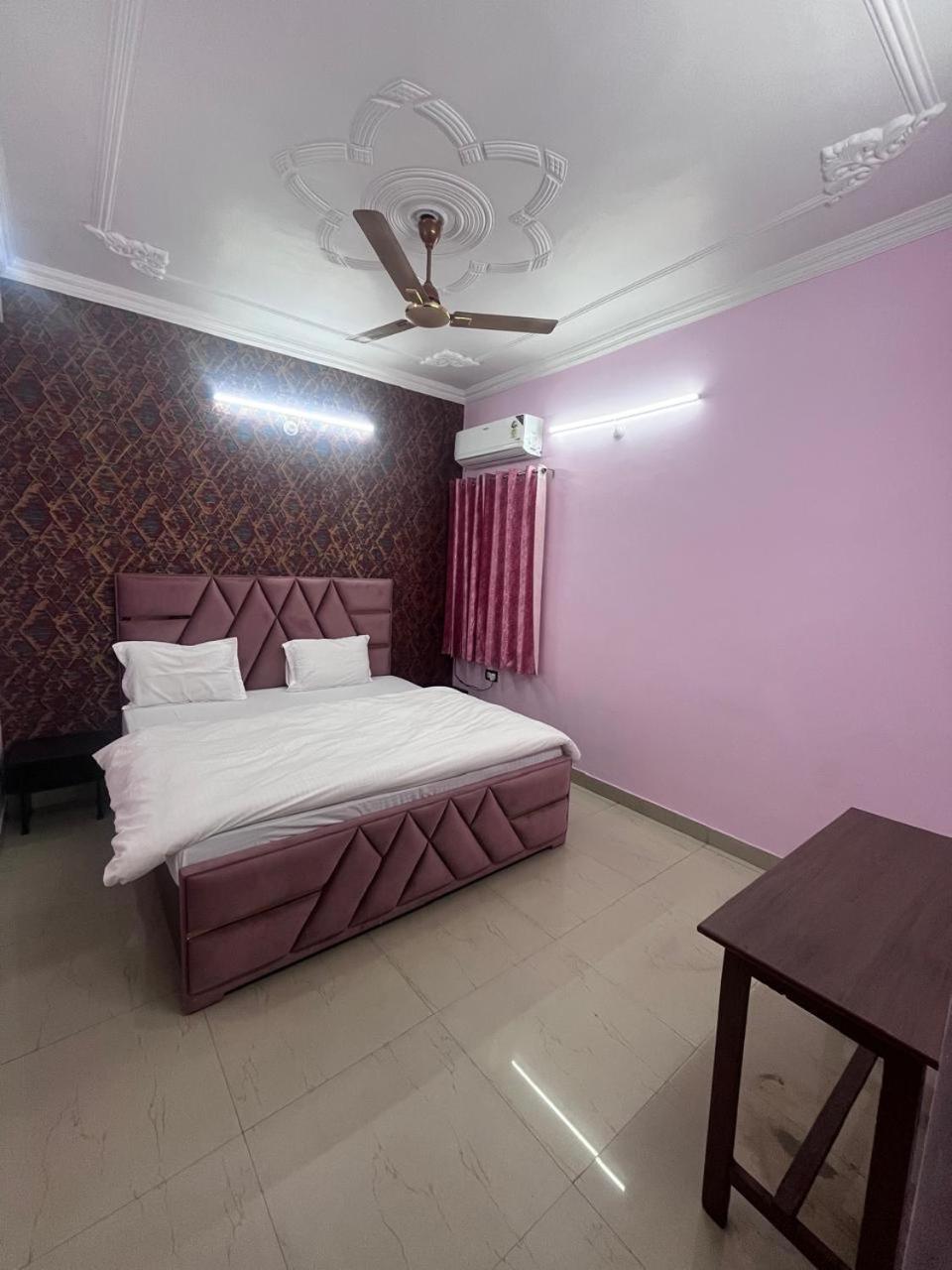 Kashi Anadam Bnb 瓦拉纳西 外观 照片